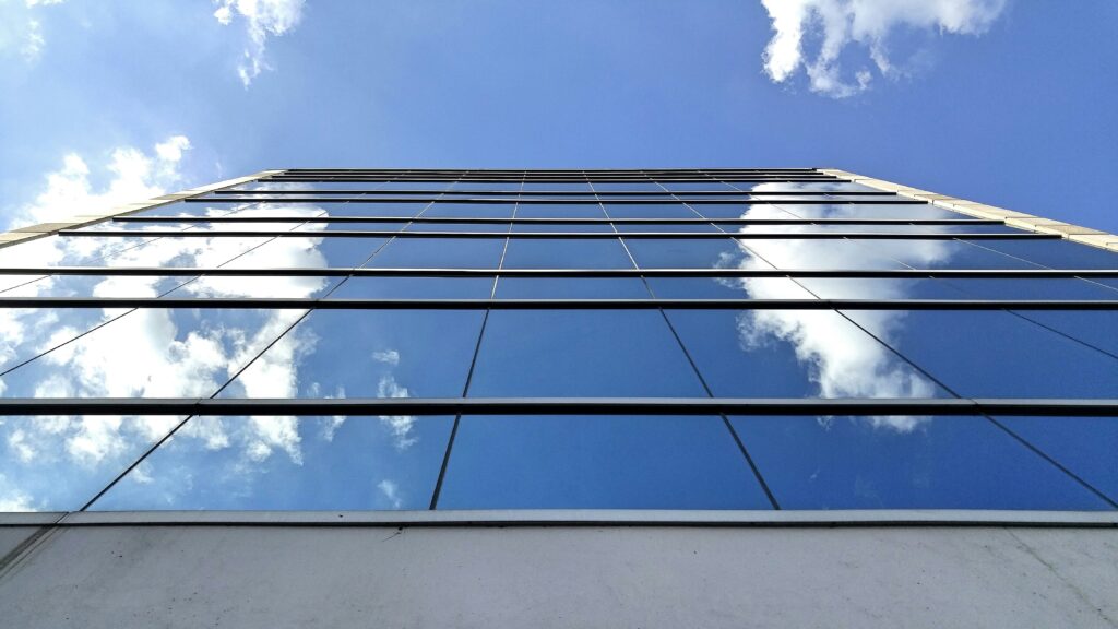 Image of an administrative building with reflective glass facades